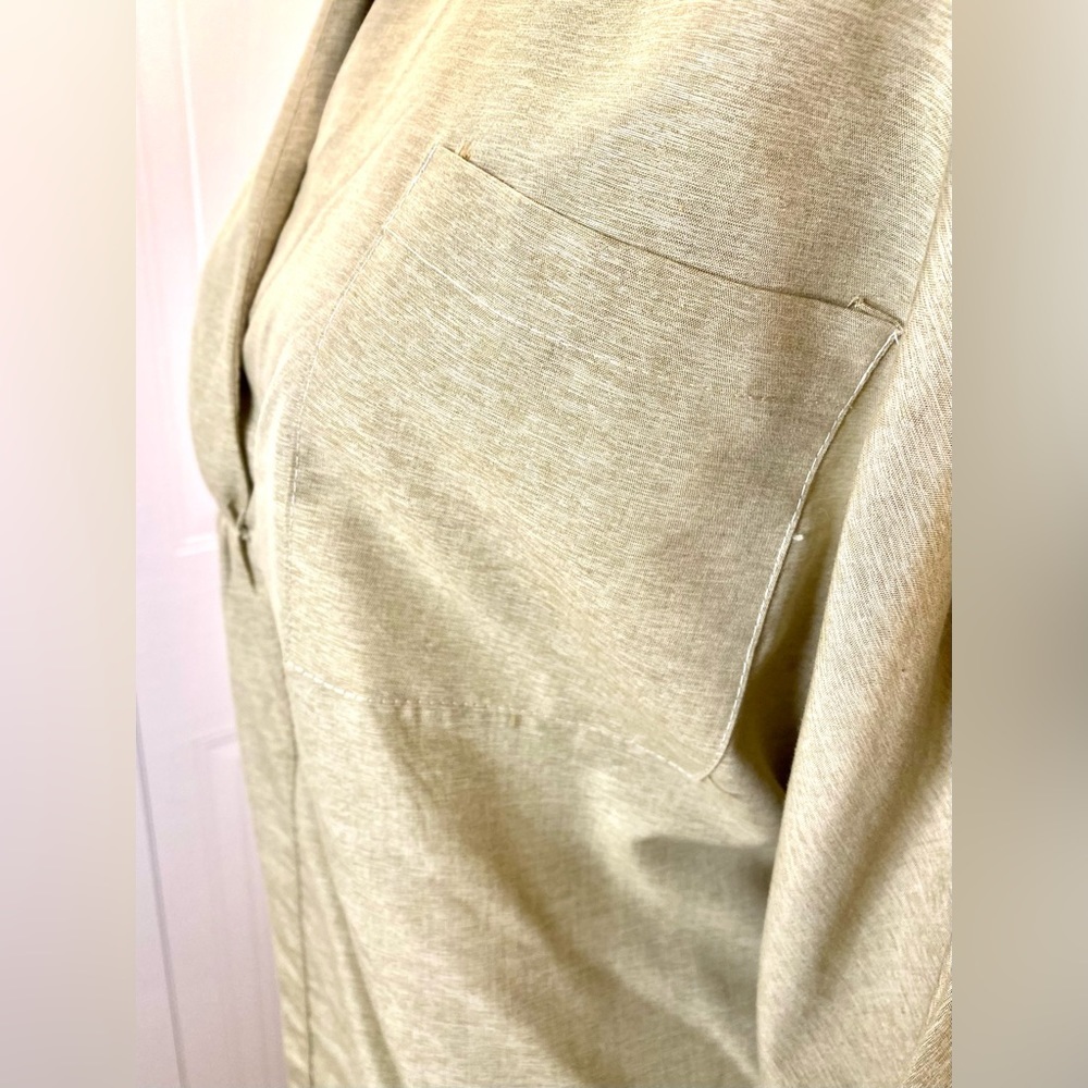 Misslook poly-cotton putty color shirt v-neck & collar/ Pockets & buttons
NWOT - Picture 7 of 11